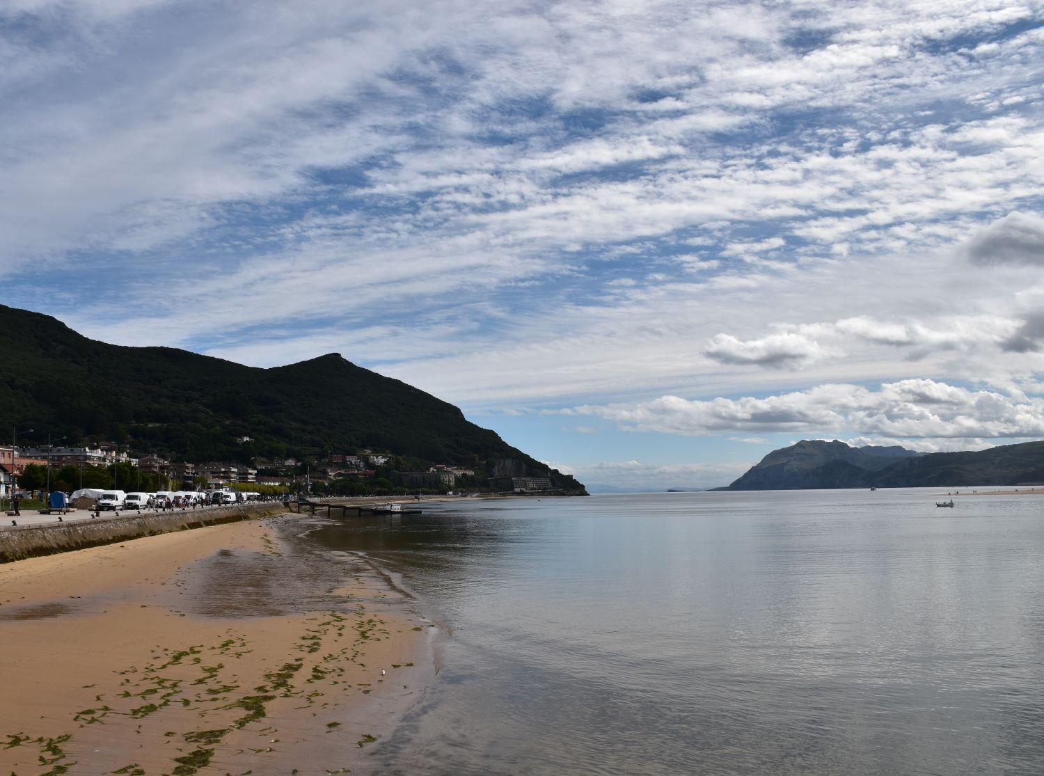 Apartamentos Tierra Y Arte Santoña Buitenkant foto
